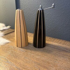 Elegant Black and Tan Pepper Mill Set
